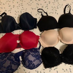 Lot of 6 38C bras.